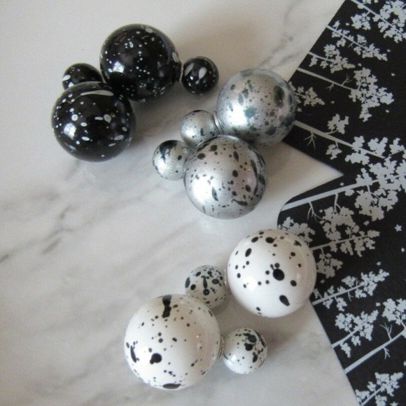 3 Speckled Double Sided Front Back Stud Earrings - Picture 3 of 8